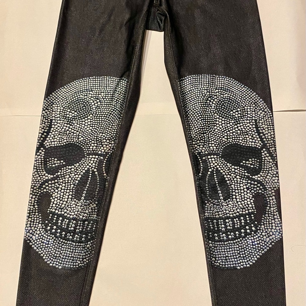 Terez Black Leggings with Silver Rhinestone Skull Design